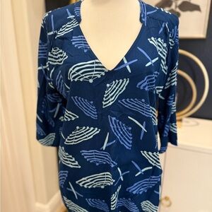 Escapada Blue V-Neck Patterned Blouse size Large